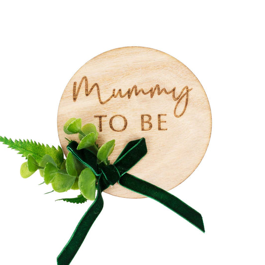 Botanical Baby Wooden Mummy To Be Badge With Botanics